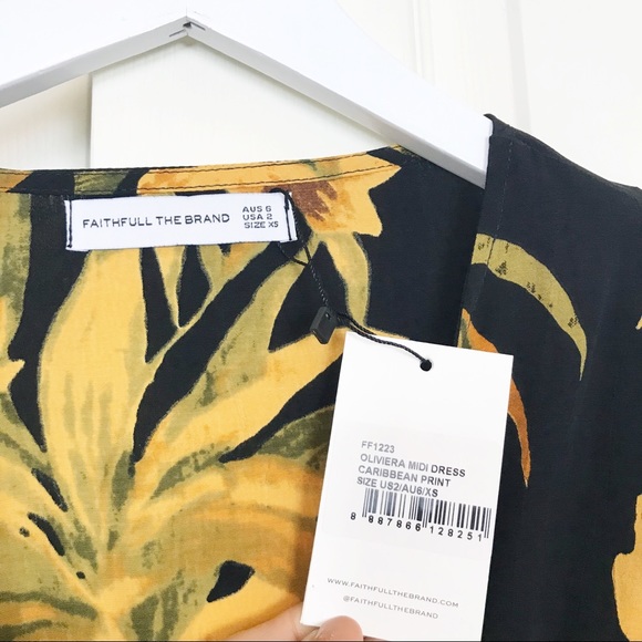 Faithfull The Brand Oliviera Floral Midi Dress - Picture 6 of 7